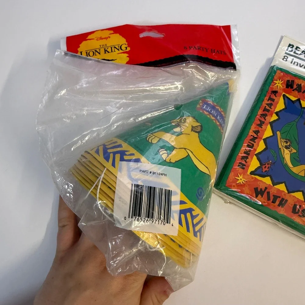 New Vintage 90s Disney Lion King Simba Birthday Party Cone Hats Card Invitations